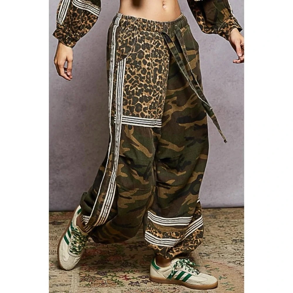 POL Olive Camo Leopard Wide Leg Pull On Pants | Balloon Leg Joggers - Picture 5 of 7